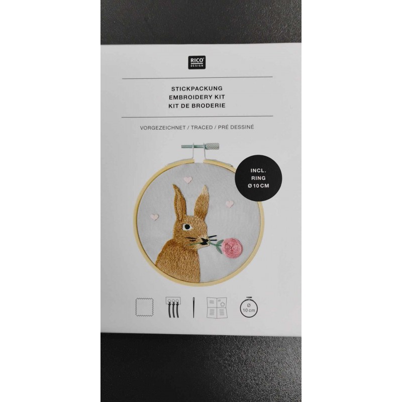 4485 Kit broderie - Bébé printemps 1972