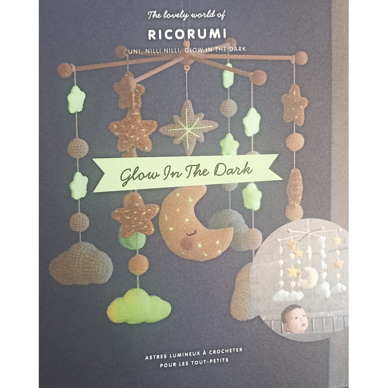 901022 - Glow in the dark