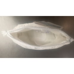 Trousse de toilette à broder